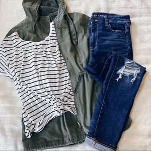 AMERICAN EAGLE SKINNY👖